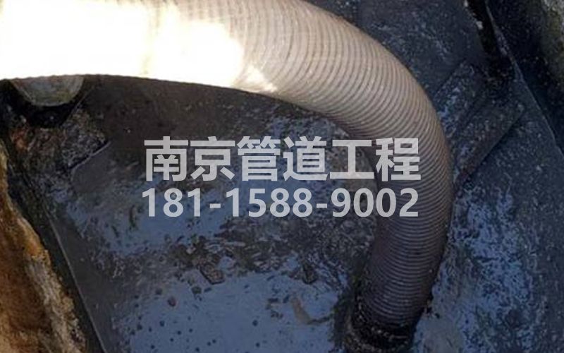 213高楼门抽粪